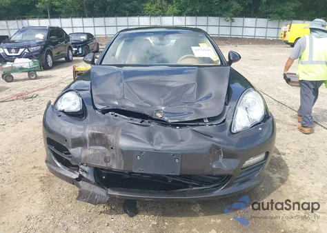 2013 Porsche Panamera 4 from USA, damaged, VIN WP0AA2A74DL012052
